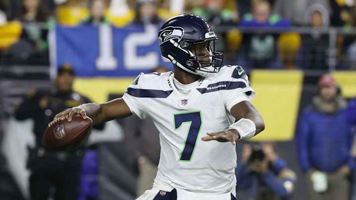 Geno Smith, Seahawks Fall in Overtime to Steelers