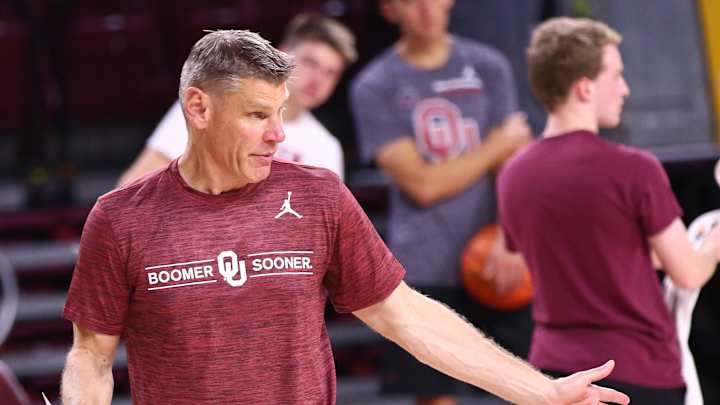 Porter Moser Bringing Intensity to Oklahoma Basketball Practice, But He Wants More