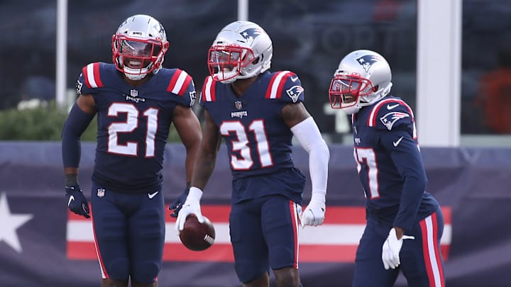 Patriots-Jets Week Seven Injury Report: First Edition — Pats List a Staggering 16 Players