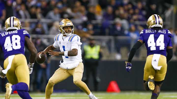 Pac-12 Football Picks: Oregon Was Favored Over UCLA, But Now It's Not