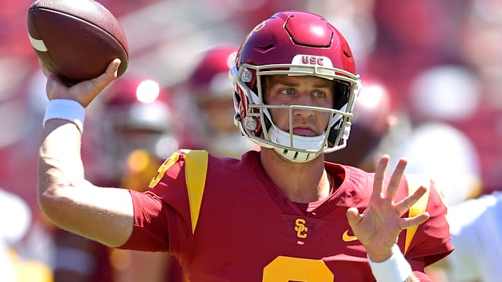 Donte Williams Refrains From Naming Starting QB Ahead of Notre Dame