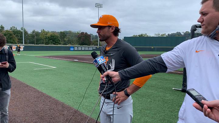 Watch: Tony Vitello Defends Rick Barnes' Character, Tells Hilarious Story About Him