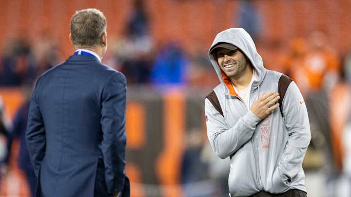 Report: Baker Mayfield Has Fractured Humerus In Addition to Torn Labrum