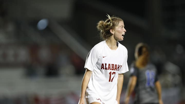 Alabama Soccer Aims to Finish Strong at Auburn