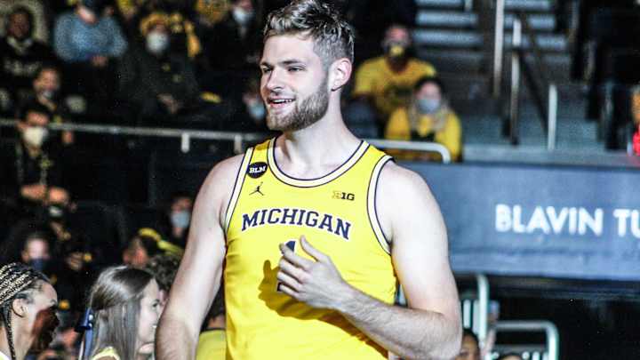 Hunter Dickinson Goes In On Michigan State