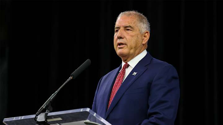 Report: Big 12 Commish Bob Bowlsby Says Texas, Oklahoma SEC Move 'Makes No Sense'