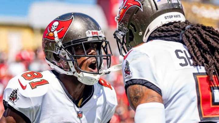 Buccaneers Rule Antonio Brown, Three Others Out vs. Bears