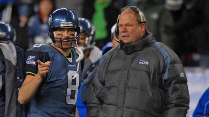 Matt Hasselbeck Proud to Enter Seahawks Ring of Honor Alongside Mentor Mike Holmgren