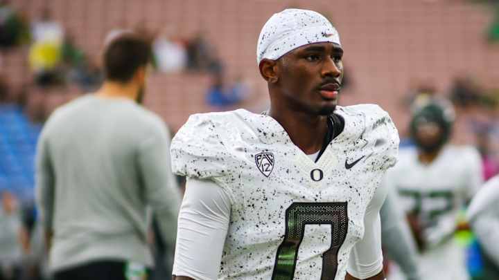 HALFTIME THOUGHTS: No. 10 Oregon Trails UCLA 17-14 HALFTIME THOUGHTS: No. 10 Oregon Trails UCLA 17-14