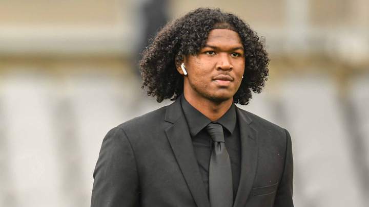 Clemson Benches QB D.J. Uiagalelei for Backup Taisun Phommachanh, But Starter Returns