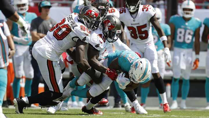 Buccaneers Run Defense Chasing History vs. Bears