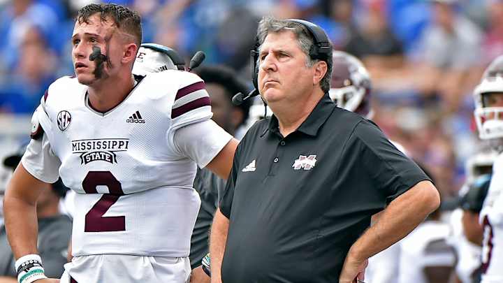Mike Leach Hates Candy Corn, Has Lots of Thoughts on Halloween Candy
