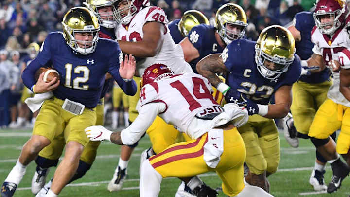 Notre Dame Offense Wakes Up In Victory Over USC