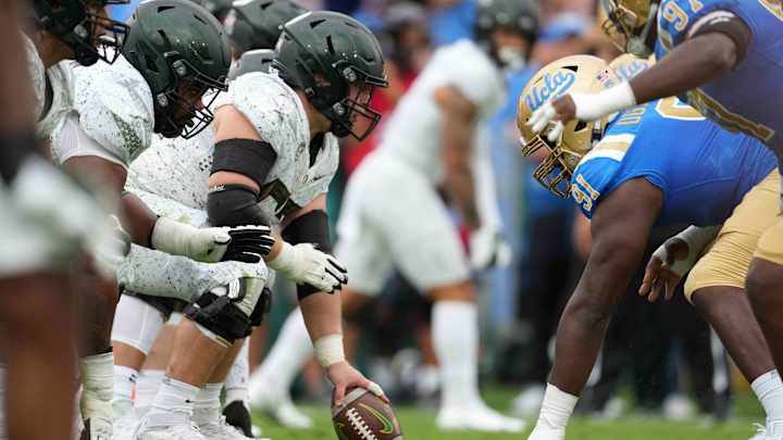 Week 9 AP Poll: UCLA Earns Point, Pac-12 Representation Sparse