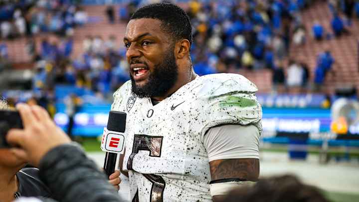 Oregon Defensive Players of the Game vs. UCLA