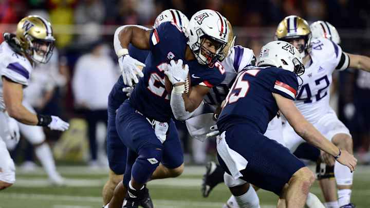 4 Husky LB Candidates Lined Up to Replace Ulofoshio 4 Husky LB Candidates Lined Up to Replace Ulofoshio