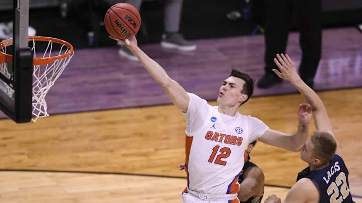 Florida Gators' Colin Castleton Named to Coaches All-SEC First-Team Florida Gators' Colin Castleton Named to Coaches All-SEC First-Team