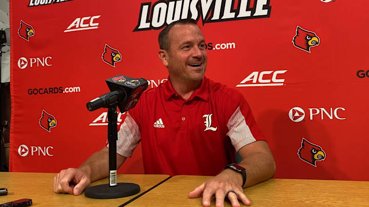 Watch: Louisville HC Jeff Walz at 2021 Media Day