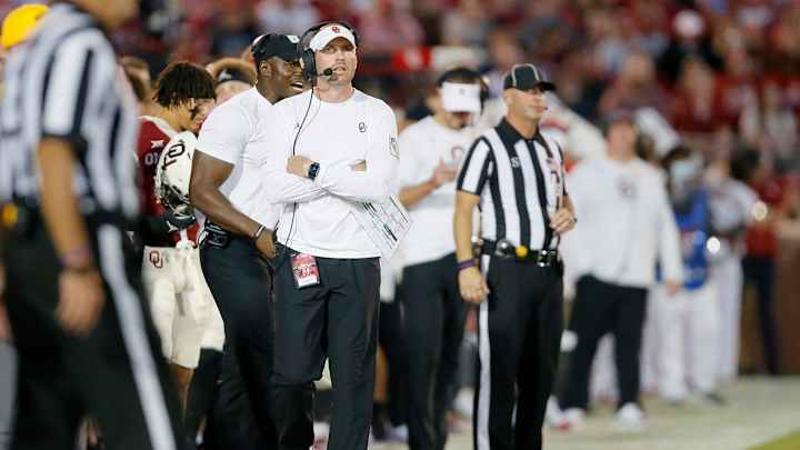 Alex Grinch Struggling With Oklahoma's Defense: 'It’s Embarrassing as a Coach' Alex Grinch Struggling With Oklahoma's Defense: 'It’s Embarrassing as a Coach'
