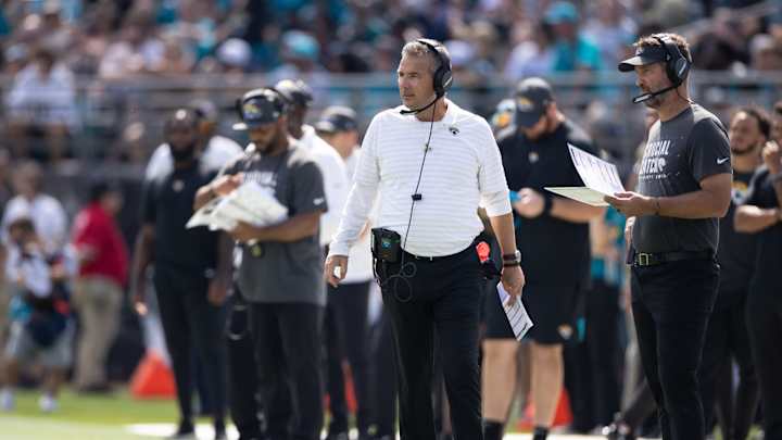 NFL Trade Deadline: Urban Meyer Says Jaguars' 'Phone is Buzzing'