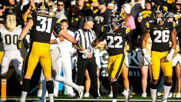 College Football Week 9 Best Bet: The Over/Under for Iowa at Wisconsin