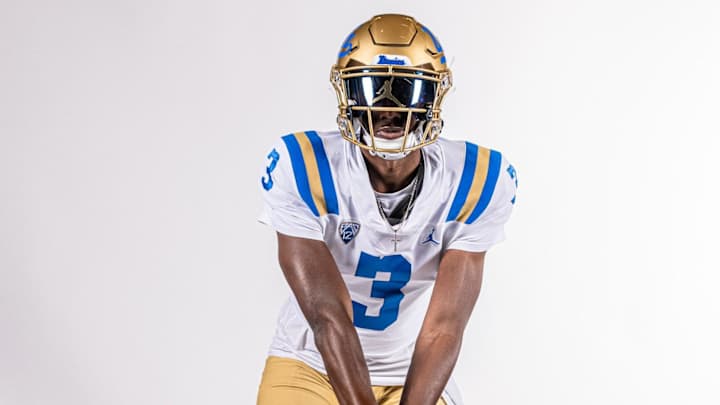 Justyn Martin, Top 10 QB Recruit, Commits to 'Dream School' UCLA