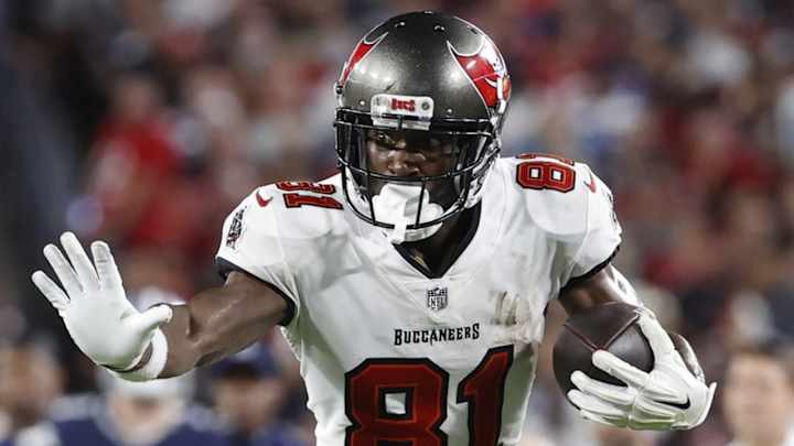 Buccaneers Rule Out Antonio Brown vs. Saints