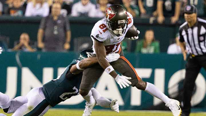 Antonio Brown Ruled Out Ahead of Buccaneers-Saints