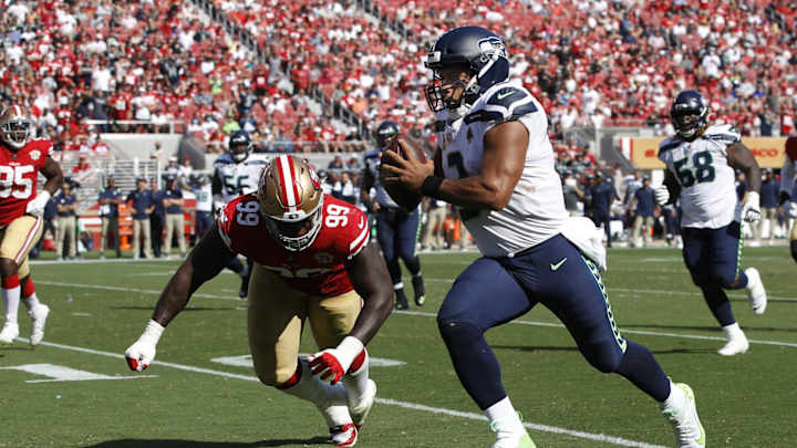 Javon Kinlaw Had Season-Ending Knee Surgery Javon Kinlaw Had Season-Ending Knee Surgery