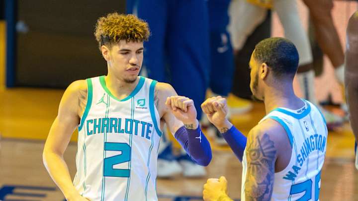 Spread & Over/Under Predictions for Hornets at Suns