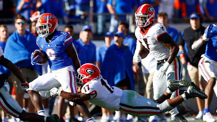 Nakobe Dean Shines In Rivalry Game