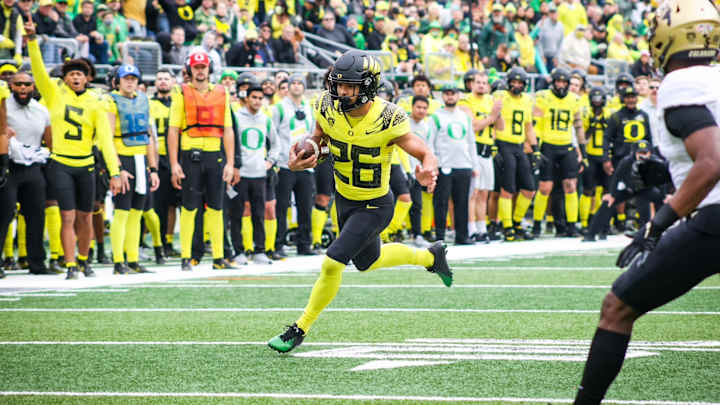 No. 7 Oregon Ducks defeat Colorado 52-29 led by Anthony Brown's Career Game