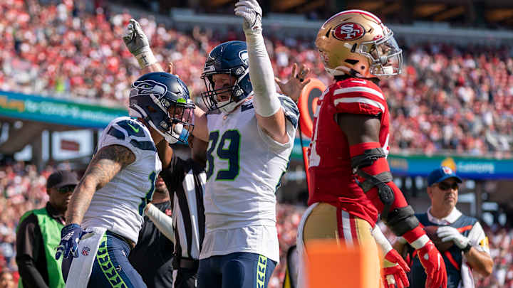 Seahawks TE Will Dissly Unlocks Fly Sweeps