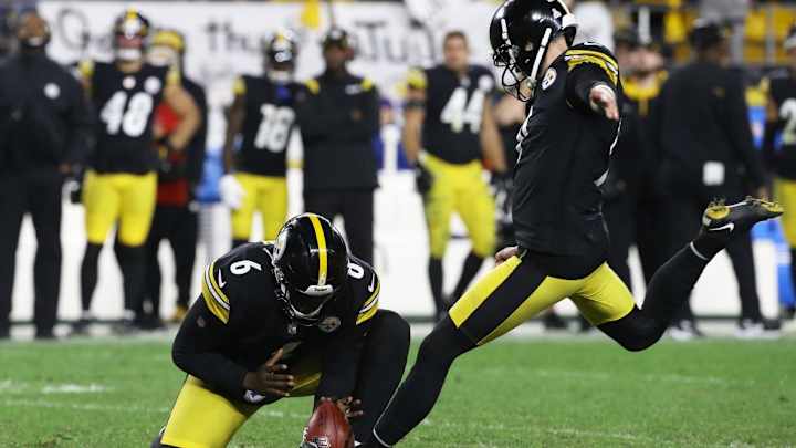 Chris Boswell Injured on Fake Field Goal vs. Browns Chris Boswell Injured on Fake Field Goal vs. Browns