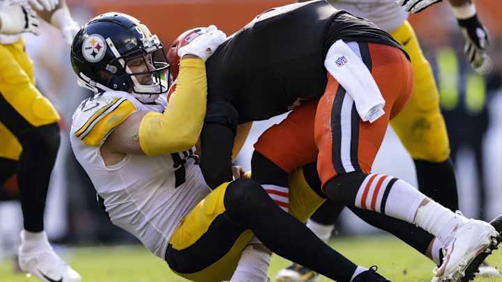 Steelers Defeat Browns, Moving Up In AFC North
