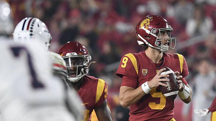 WATCH: Jaxson Dart and Kedon Slovis Comment on USC's Two Quarterback Dynamic WATCH: Jaxson Dart and Kedon Slovis Comment on USC's Two Quarterback Dynamic