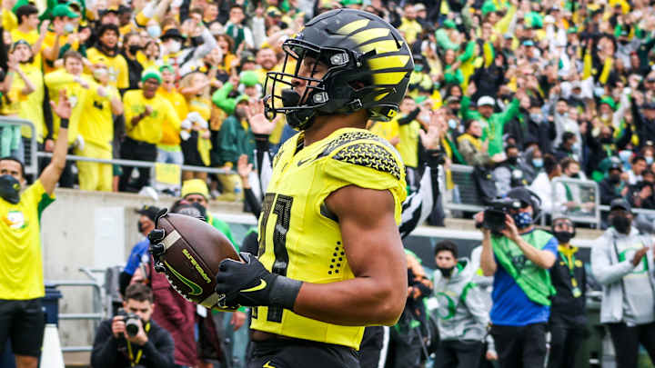 Oregon Running Back Byron Cardwell Named to Doak Walker Watch List