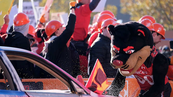 Kirk Herbstreit, Colin Cowherd Down On Cincinnati's CFP Hopes