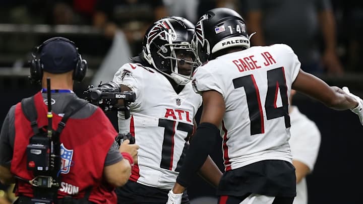 'Wizard of OZ': Olamide Zaccheaus Clutch in Falcons' Win At Saints 'Wizard of OZ': Olamide Zaccheaus Clutch in Falcons' Win At Saints