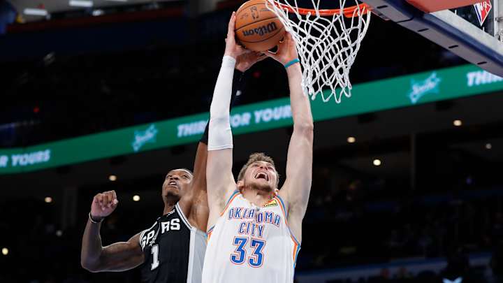 Lakers, Sixers and Nuggets Could Benefit from Acquiring Mike Muscala