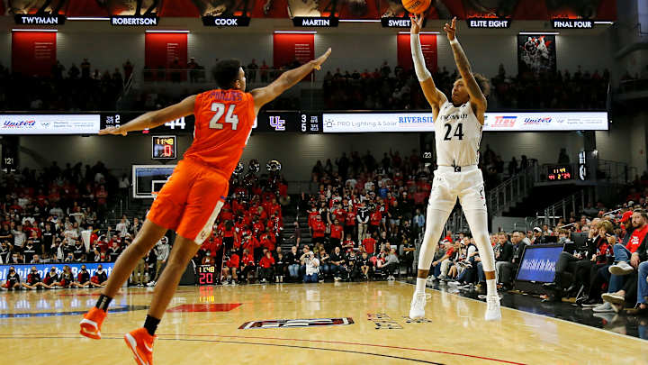Three Man Weave: Bearcats Bully Evansville in Season Opener