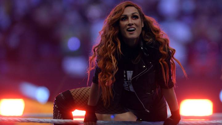 Becky Lynch Addresses Real-Life Heat With Charlotte Flair, Says She Doesn’t Trust Her