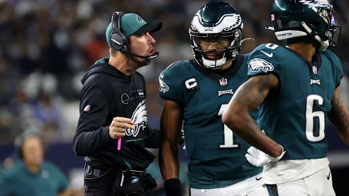 Nick Sirianni Takes Team into Bye with Playoff Hopes and a Solid Offense Nick Sirianni Takes Team into Bye with Playoff Hopes and a Solid Offense