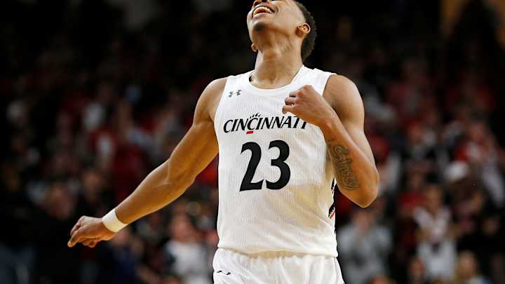 Game Preview: Georgia Bulldogs Bringing Minimal Bite Into Queen City