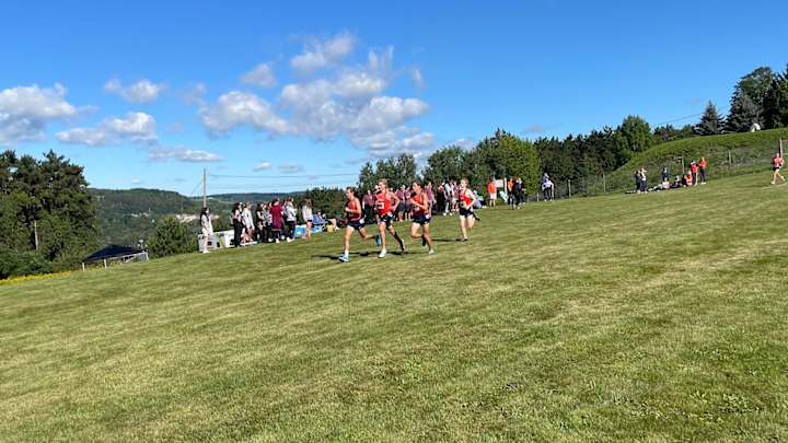 Syracuse Cross Country Punch Their Tickets to NCAA’s