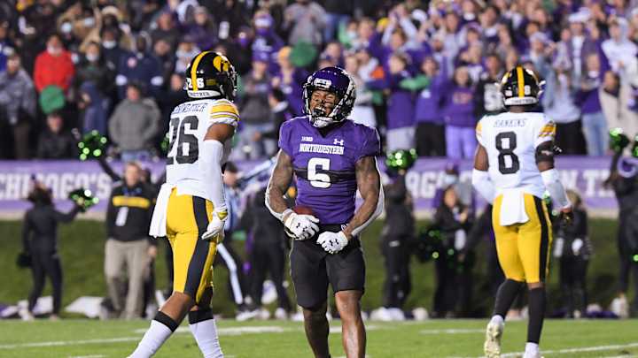 LIVE GAME FEED: Northwestern at No. 20 Wisconsin LIVE GAME FEED: Northwestern at No. 20 Wisconsin