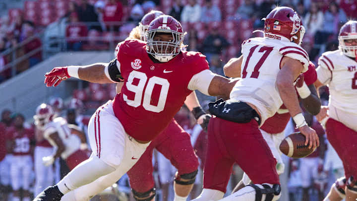 Alabama DL Stephon Wynn Jr. Enters Name in NCAA Transfer Portal
