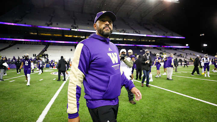 Washington Reviewing Allegation That Jimmy Lake Shoved Player in 2019