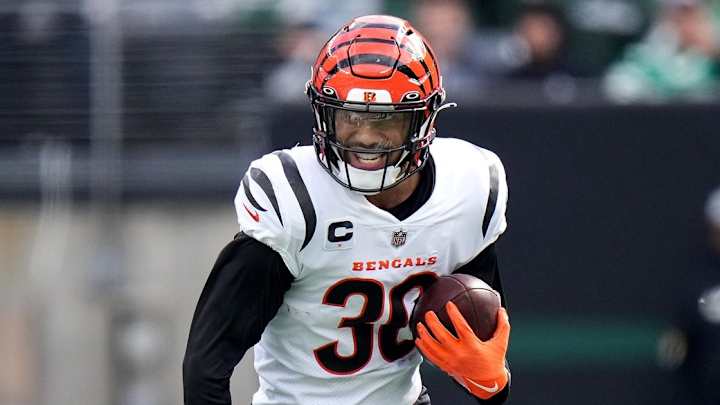 Inside Look: What the Franchise Tag Means For Jessie Bates' Future With Bengals