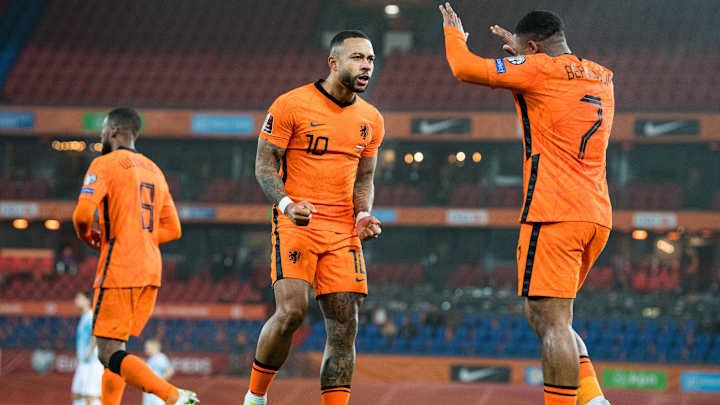 Netherlands Sweats Out Group Finale to Return to World Cup